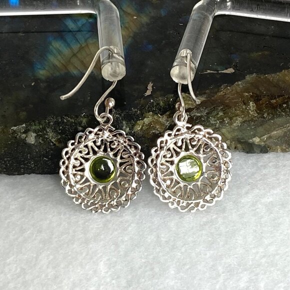 Sterling Silver 925 Celtic Infinity Knot Round Filigree Peridot Dangle Earrings - Picture 8 of 16